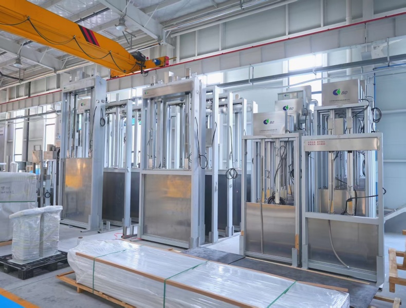 High Performance Slide Gates