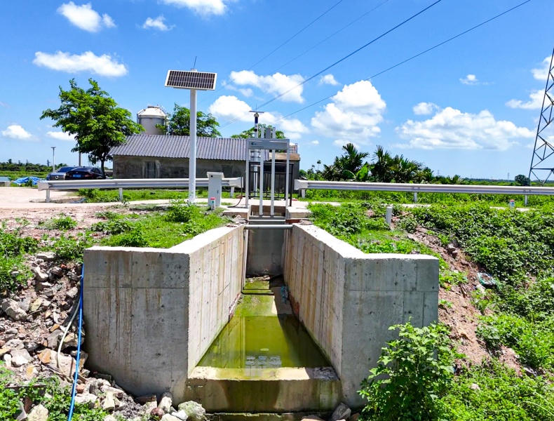 Cửa cống kênh đào